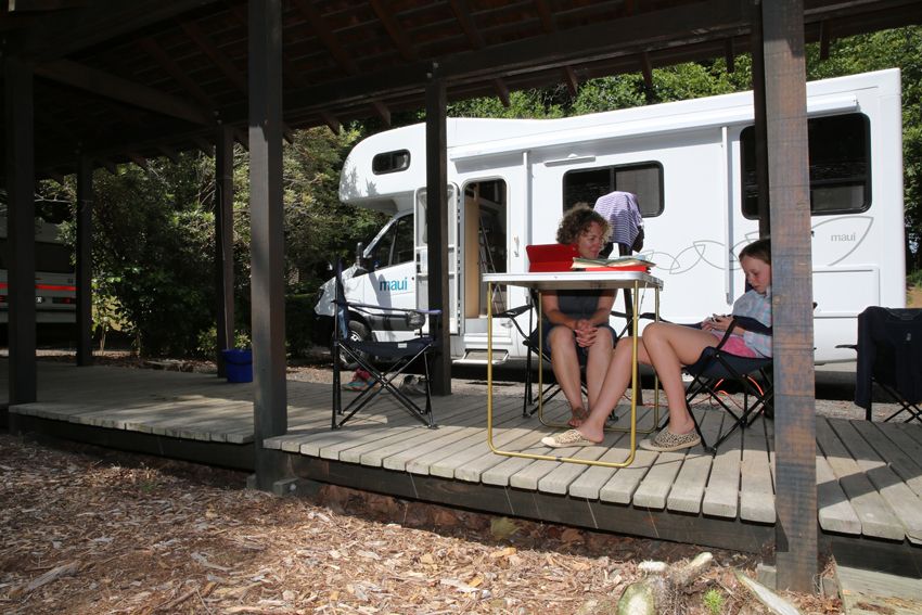 Rotorua Accommodation Gallery - Powered camper sites undercover